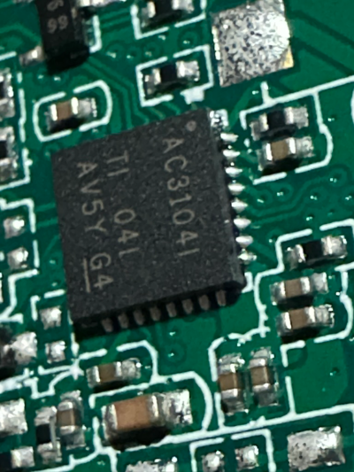 TI TLV320AIC3104